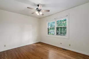 2080 Clearwater Way, Elgin, IL 60123 - Photo 17