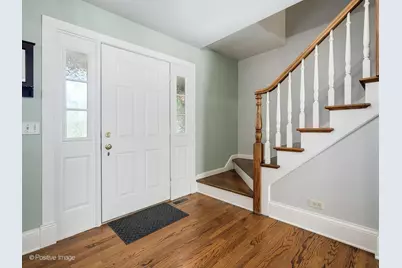 2080 Clearwater Way, Elgin, IL 60123 - Photo 3