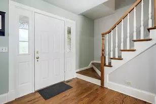 2080 Clearwater Way, Elgin, IL 60123 - Photo 3