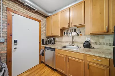 1221 W Greenleaf Avenue #3S, Chicago, IL 60626 - Photo 15