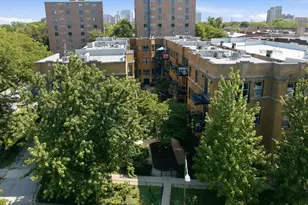 1221 W Greenleaf Ave, Chicago, IL 60626 - Photo 3