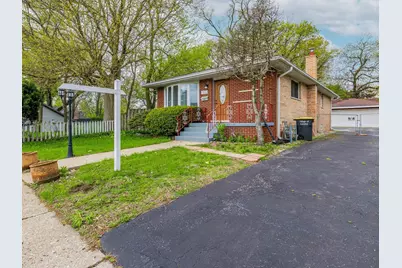 18136 Oakwood Avenue, Lansing, IL 60438 - Photo 1