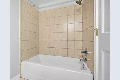 1460 Fairlane Drive #311, Schaumburg, IL 60193 - Photo 9