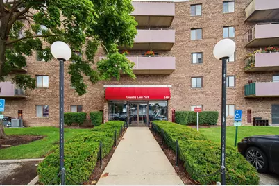 1460 Fairlane Drive #311, Schaumburg, IL 60193 - Photo 1