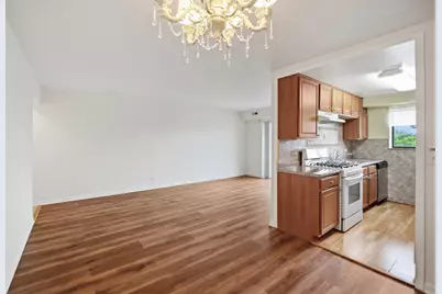 1460 Fairlane Drive #311, Schaumburg, IL 60193 - Photo 5
