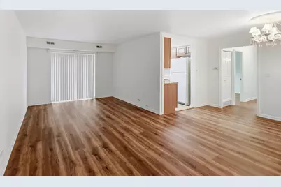 1460 Fairlane Drive #311, Schaumburg, IL 60193 - Photo 3