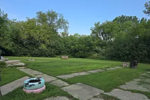 12810 W Beach Rd, Beach Park, IL 60087 - Photo 17