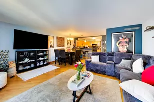 5901 N Sheridan Rd, Chicago, IL 60660 - Photo 5