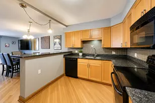 5901 N Sheridan Rd, Chicago, IL 60660 - Photo 9