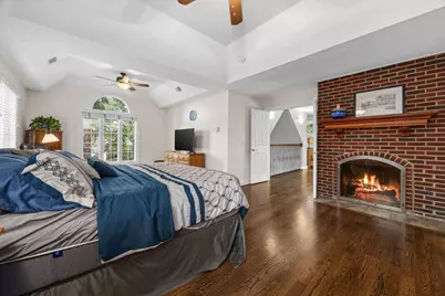 70 S Parkway Drive, Naperville, IL 60540 - Photo 27
