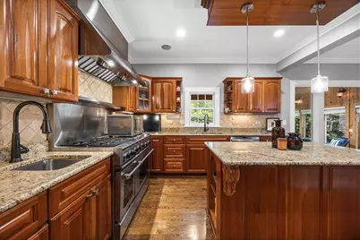 70 S Parkway Drive, Naperville, IL 60540 - Photo 21