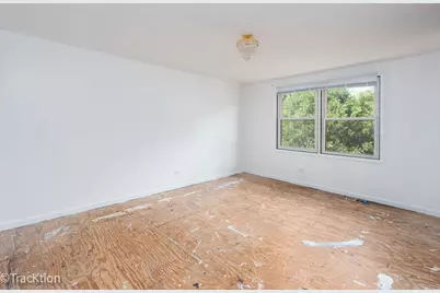345 S Birchwood Drive, Naperville, IL 60540 - Photo 13