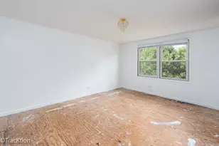 345 S Birchwood Dr, Naperville, IL 60540 - Photo 13