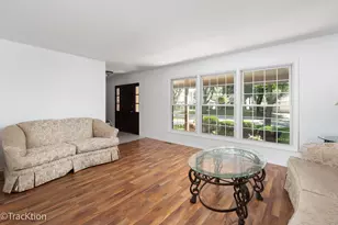 345 S Birchwood Dr, Naperville, IL 60540 - Photo 5