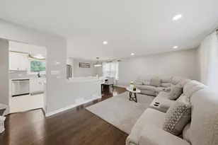 10324 S Kolmar Ave, Oak Lawn, IL 60453 - Photo 5