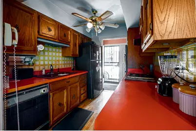 9334 S Cregier Avenue, Chicago, IL 60617 - Photo 7