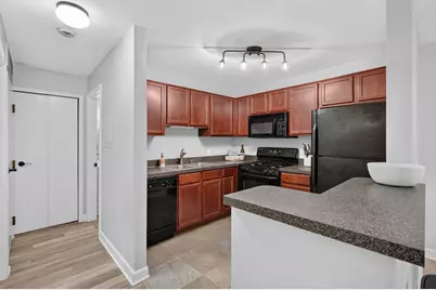 1531 Raymond Drive #101, Naperville, IL 60563 - Photo 11