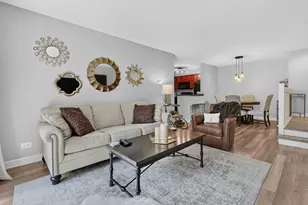 1531 Raymond Dr, Naperville, IL 60563 - Photo 5