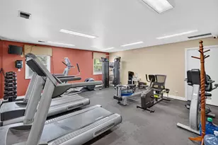 1531 Raymond Dr, Naperville, IL 60563 - Photo 27