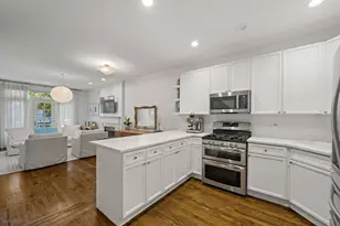 [Address not provided], Chicago, IL 60614 - Photo 7