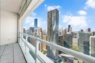 340 E Randolph St, Chicago, IL 60601 - Photo 23