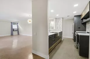 5050 S East End Ave, Chicago, IL 60615 - Photo 11