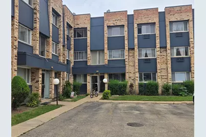 8655 1/2 W Foster Avenue #3B, Chicago, IL 60656 - Photo 1