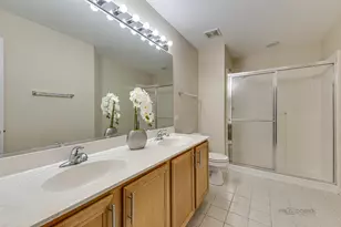 348 Pine Lake Cir, Vernon Hills, IL 60061 - Photo 17