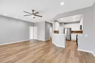 3364 Comstock Ct, Mundelein, IL 60060 - Photo 5