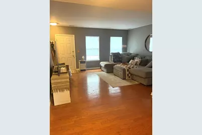 1250 N Split Oak Circle N #1250, Round Lake Beach, IL 60073 - Photo 7