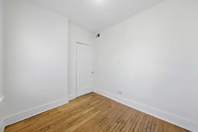 7741 S Yates Boulevard, Chicago, IL 60649 - Photo 21