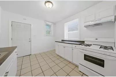 7741 S Yates Boulevard, Chicago, IL 60649 - Photo 15