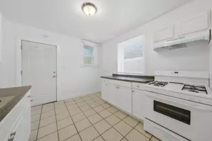 7741 S Yates Blvd, Chicago, IL 60649 - Photo 15