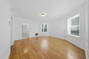 7741 S Yates Blvd, Chicago, IL 60649 - Photo 9