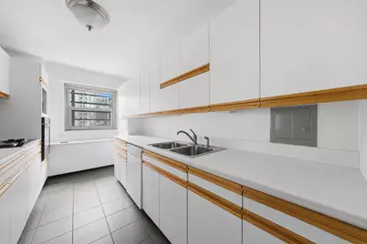 535 N Michigan Avenue #1009, Chicago, IL 60611 - Photo 7