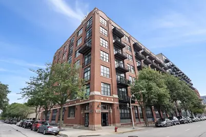 1250 W Van Buren Street #704, Chicago, IL 60607 - Photo 1