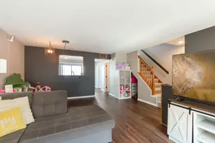 18619 W Sterling Ct, Grayslake, IL 60030 - Photo 7