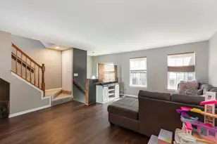 18619 W Sterling Ct, Grayslake, IL 60030 - Photo 5