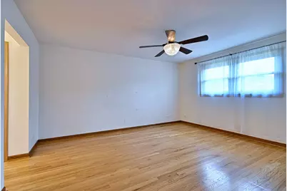 2360 N Drury Lane, Arlington Heights, IL 60004 - Photo 19