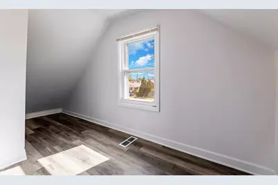 5636 S Kolmar Avenue, Chicago, IL 60629 - Photo 11