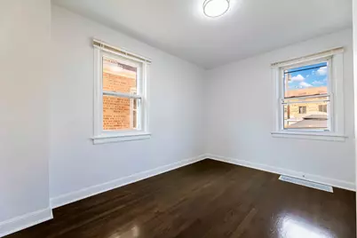 5636 S Kolmar Avenue, Chicago, IL 60629 - Photo 9