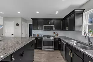 2125 Victoria Lakes Ct, Plainfield, IL 60586 - Photo 9