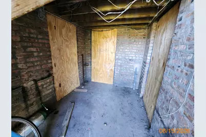 7908 S Ingleside Avenue, Chicago, IL 60619 - Photo 5