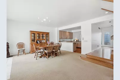 26435 N Ridge Court, Mundelein, IL 60060 - Photo 7