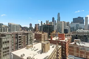 400 W Ontario St, Chicago, IL 60654 - Photo 27