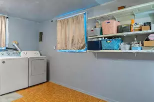 625 Jefferson Ave, Carpentersville, IL 60110 - Photo 13