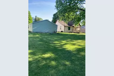 307 E Chestnut Street, Allerton, IL 61810 - Photo 3