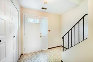 193 Duxbury Ct, Bloomingdale, IL 60108 - Photo 5
