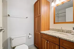 440 N McClurg Ct, Chicago, IL 60611 - Photo 13