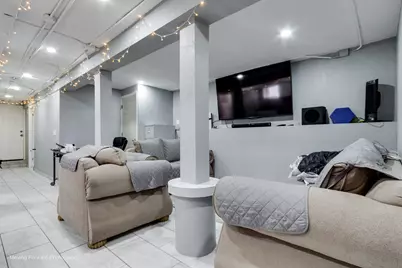 631 W 62nd Street, Chicago, IL 60621 - Photo 15